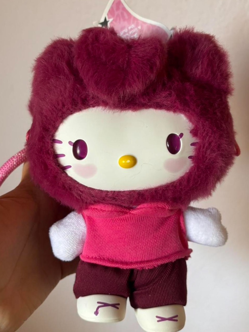 Miniso Hello Kitty Pop Star Series “Zest Enthousiaste” Plush Keychain Charm